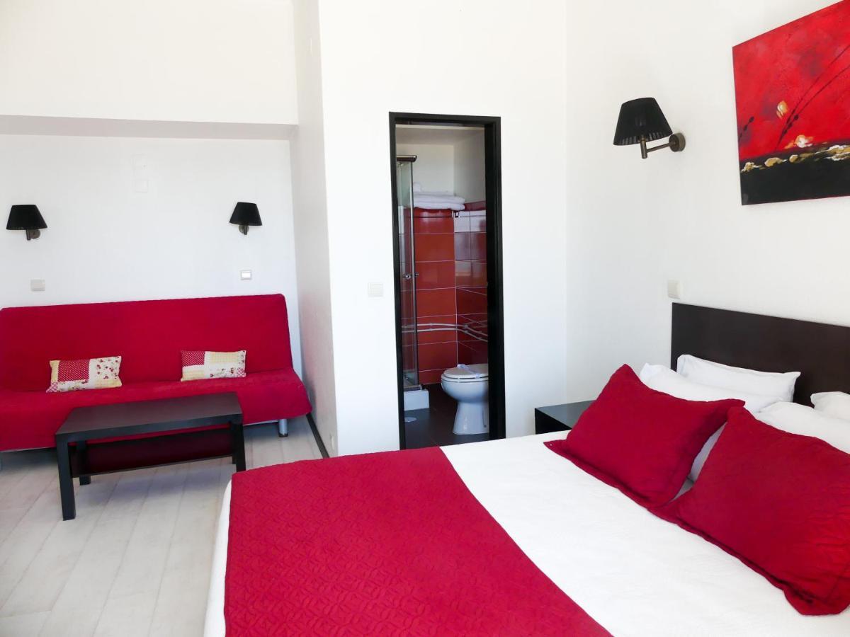 נאזרה Hotel Cubata מראה חיצוני תמונה